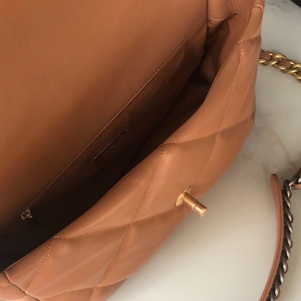 CHANEL 19 Large Bag - Image 8