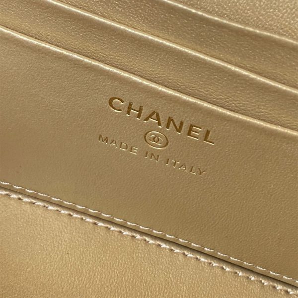 Chanel VANITY WITH CHAIN - Image 7