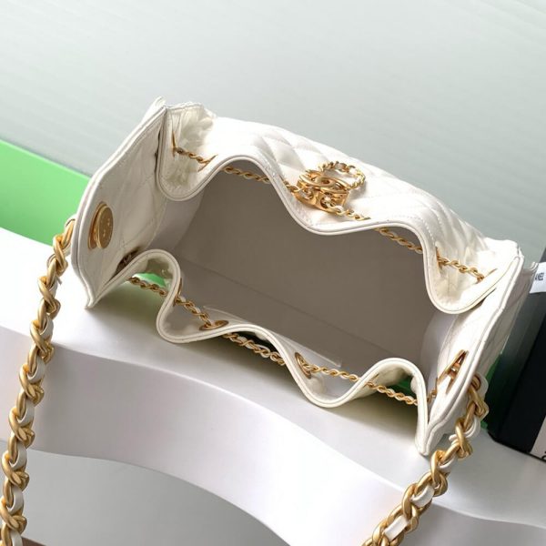 CHANEL 25 Small Handbag(high-end grade) - Image 8