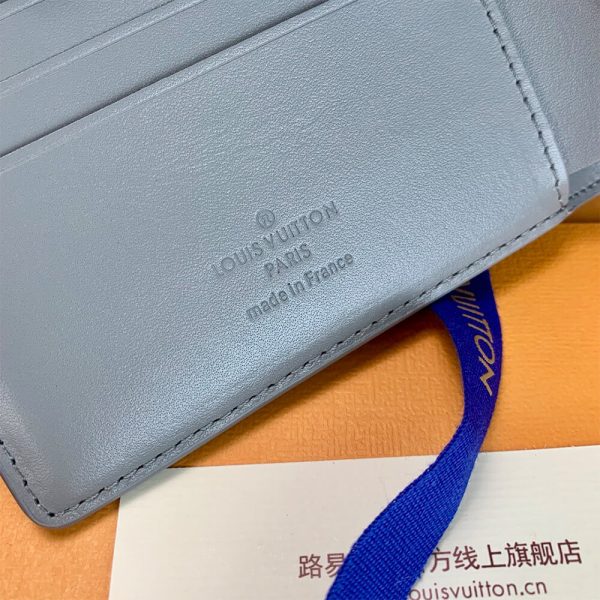 LV Multiple Wallet - Image 8