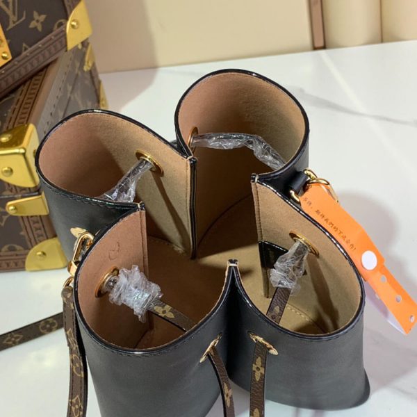 LV Bloom PM - Image 8