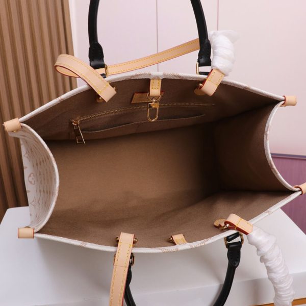 LV OnTheGo MM - Image 8