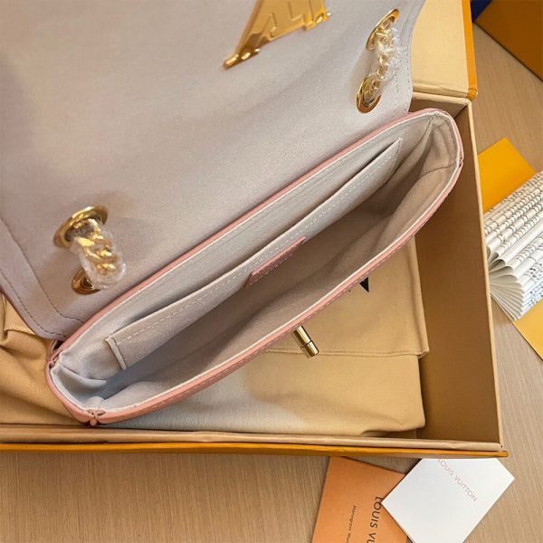 LV LockMe Chain Bag East West - Image 8