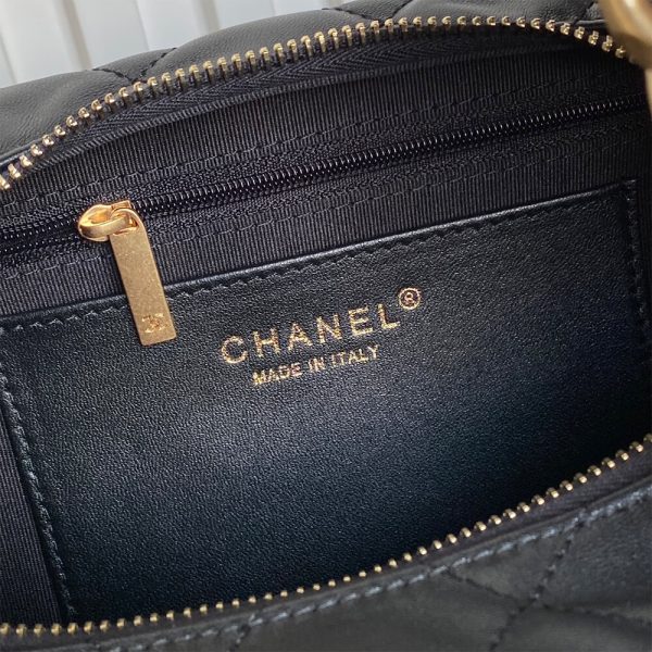 Chanel Maxi Hobo Bag(HIGH-END GRADE) - Image 8