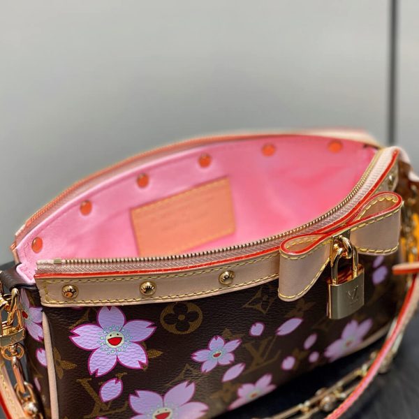 LV x TM Pochette Accessoires - Image 8