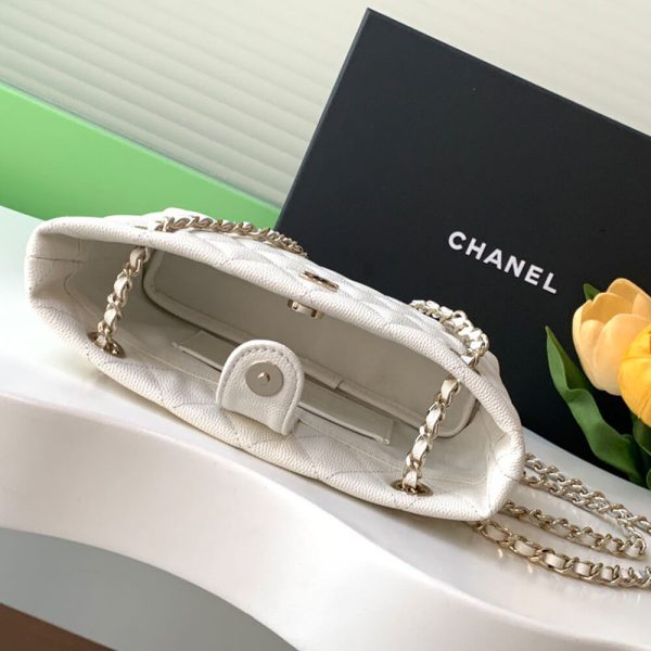 Chanel Classic Clutch with Chain(HIGH-END GRADE) - Image 8