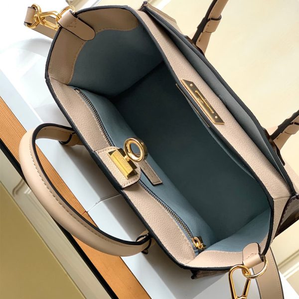 LV On My Side PM - Image 8