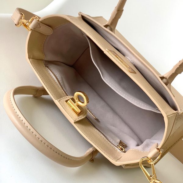 LV On My Side PM - Image 8
