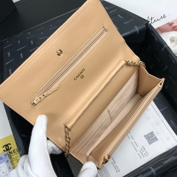 CHANEL WALLET ON CHAIN - Image 8